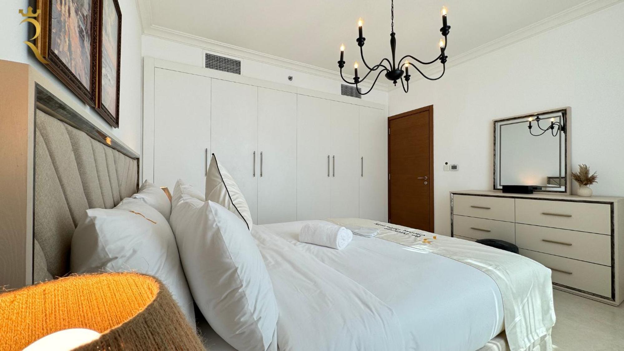 Apartment Modern 4br Spacious Family In Yas Island *