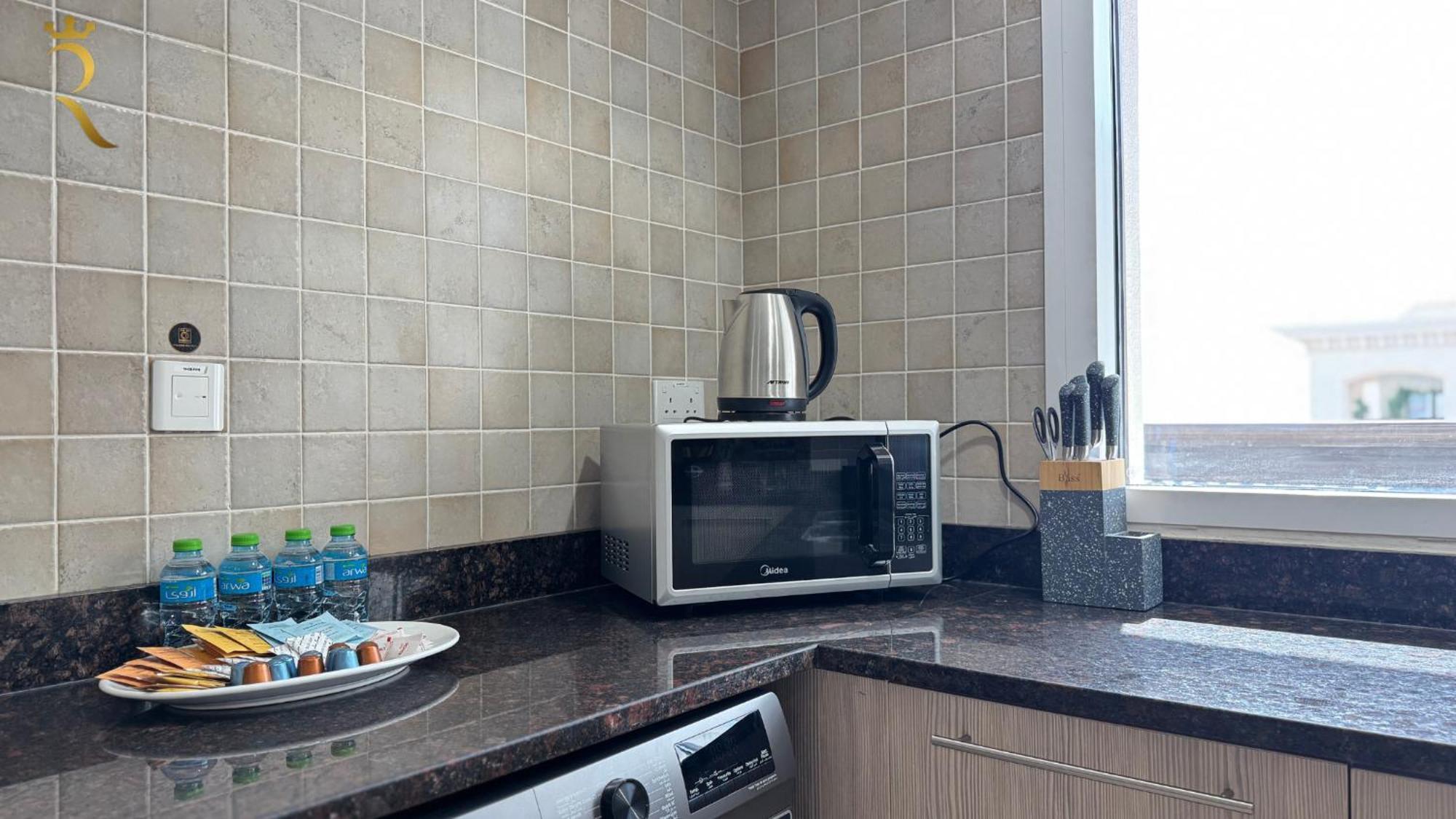 Modern 4br Spacious Family In Yas Island