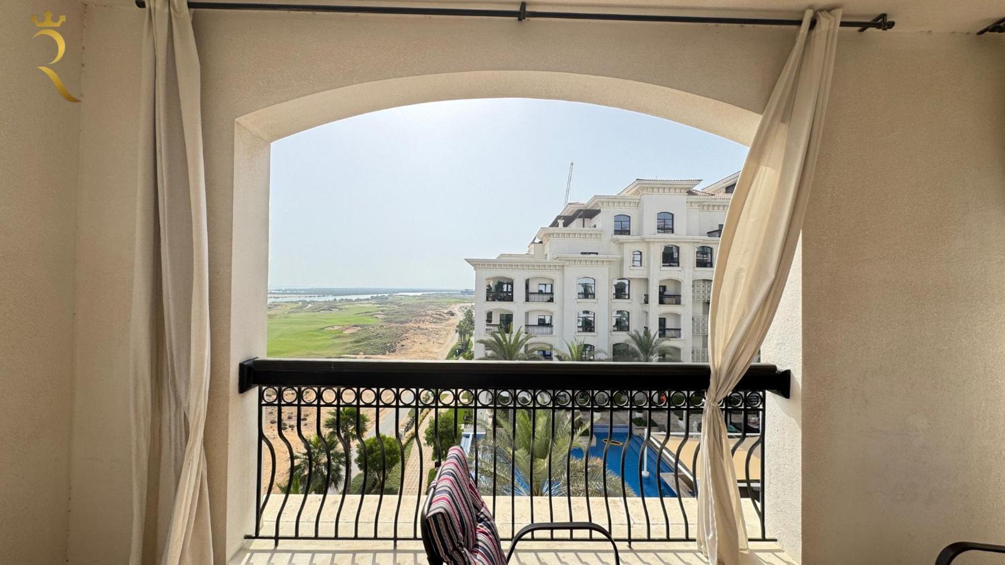Apartment Modern 4br Spacious Family In Yas Island *